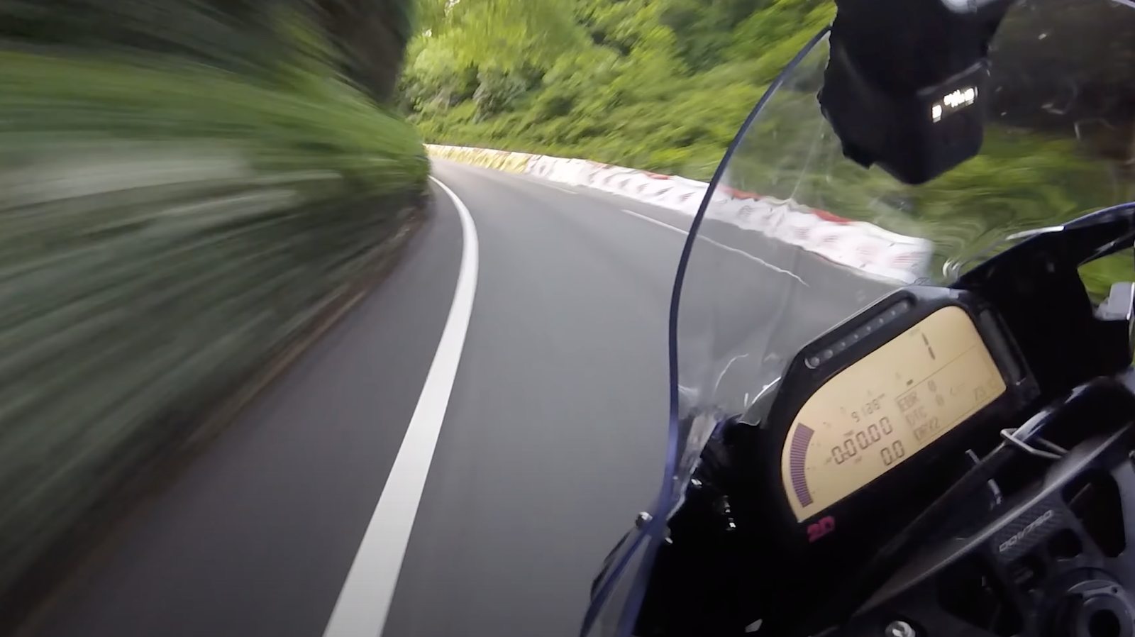 Isle of Man TT - Peter Hickman